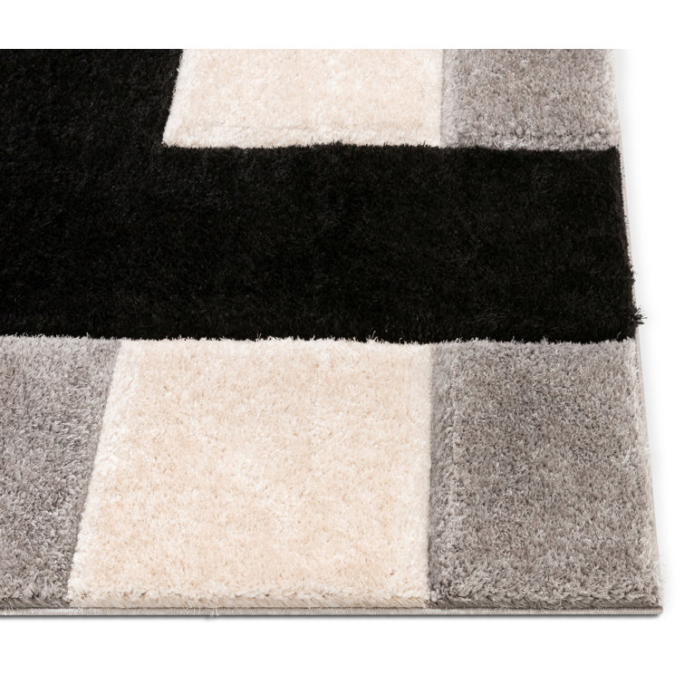 San Francisco Black and Gray Geometric Shag Area Rug 5' x 7'