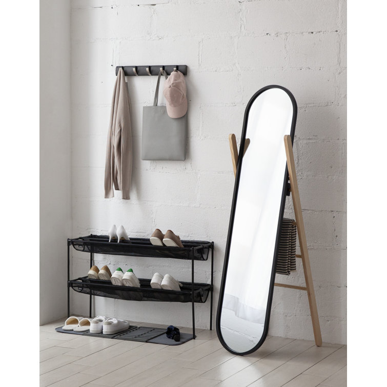 Compact Charcoal Gray Shoe Drying Rack with Ultra-Absorbent Mat