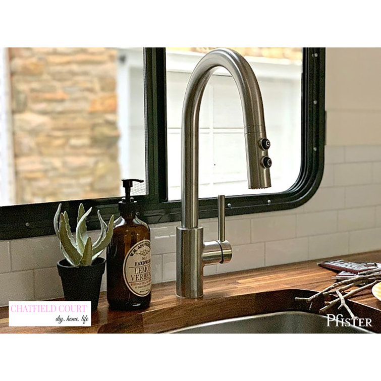 Stainless Steel Single Handle Pull-Down Kitchen Faucet