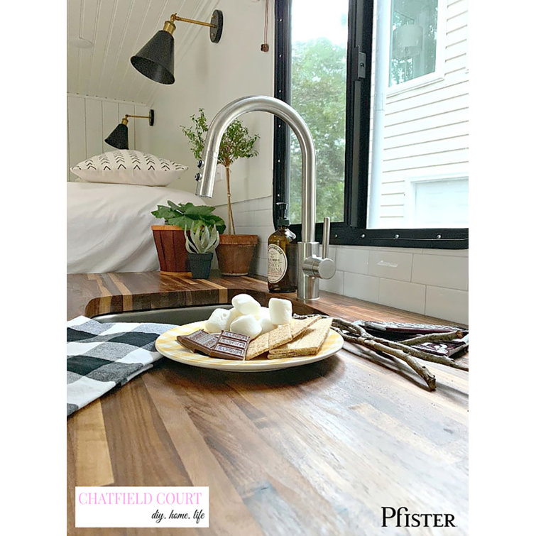 Stainless Steel Single Handle Pull-Down Kitchen Faucet