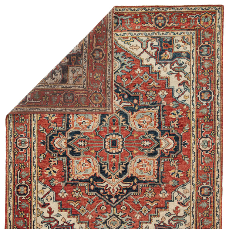 Salinas Willa Traditional Red Wool 10'x14' Hand-Knotted Area Rug