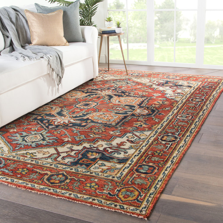 Salinas Willa Traditional Red Wool 10'x14' Hand-Knotted Area Rug