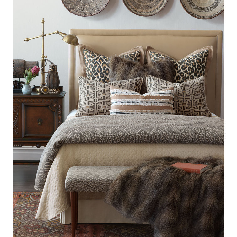 Naya 53" x 80" Faux Fur and Cotton Throw Blanket