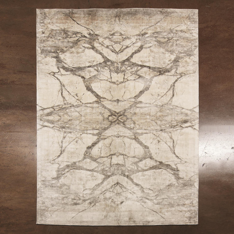 Handmade Abstract Viscose Area Rug in Gray - 5' x 8'