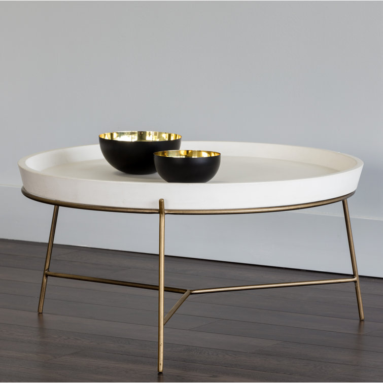 32" Transitional Round White Metal Outdoor Coffee Table
