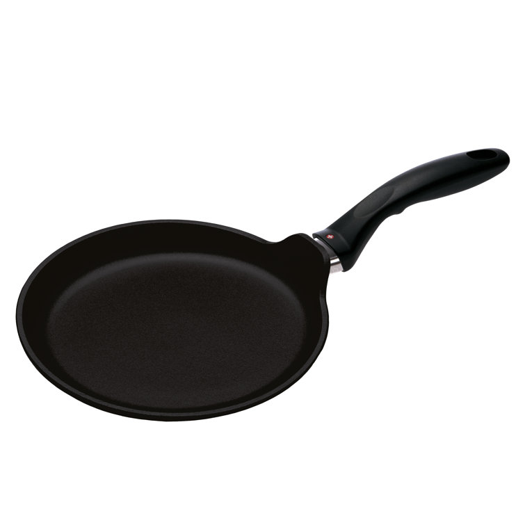 Black Aluminum Nonstick 9.5" Crepe Pan