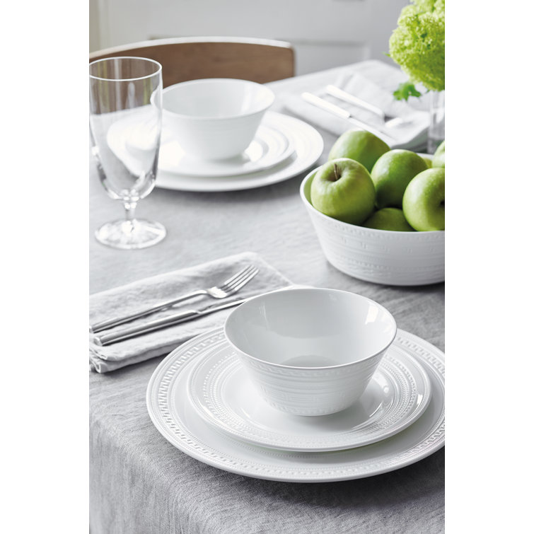 Intaglio Modern White Porcelain 16-Piece Dinnerware Set, Service for 4