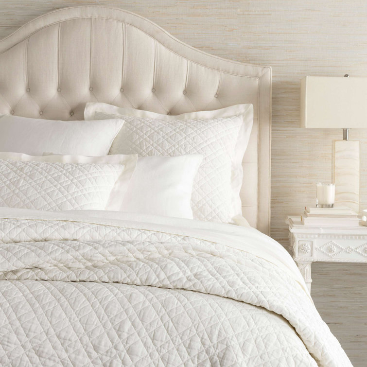White Quilted Cotton and Polyester Standard Sham