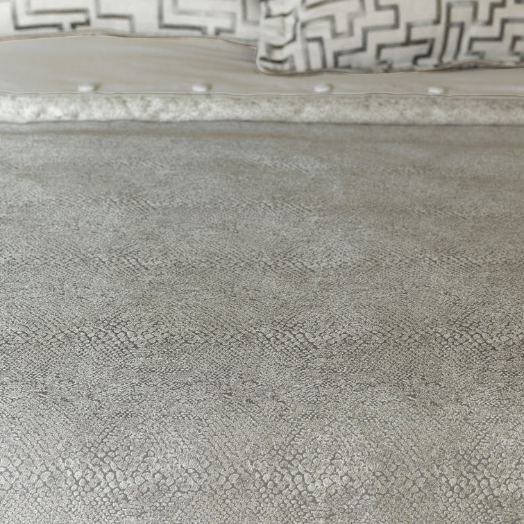 Ezra Twin Gray and Silver Faux Snakeskin Duvet Cover Set