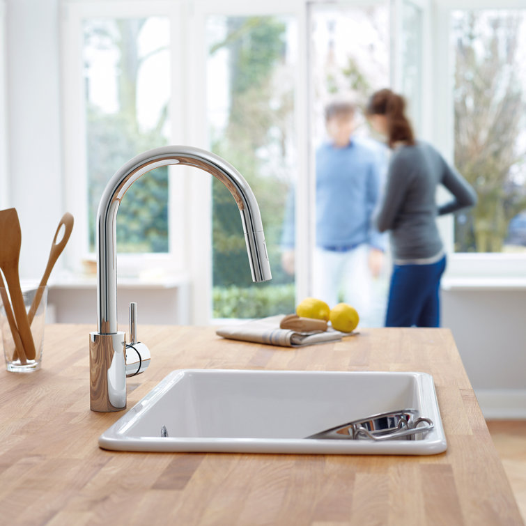 Chrome Modern Pull-Down Single Handle Kitchen Faucet