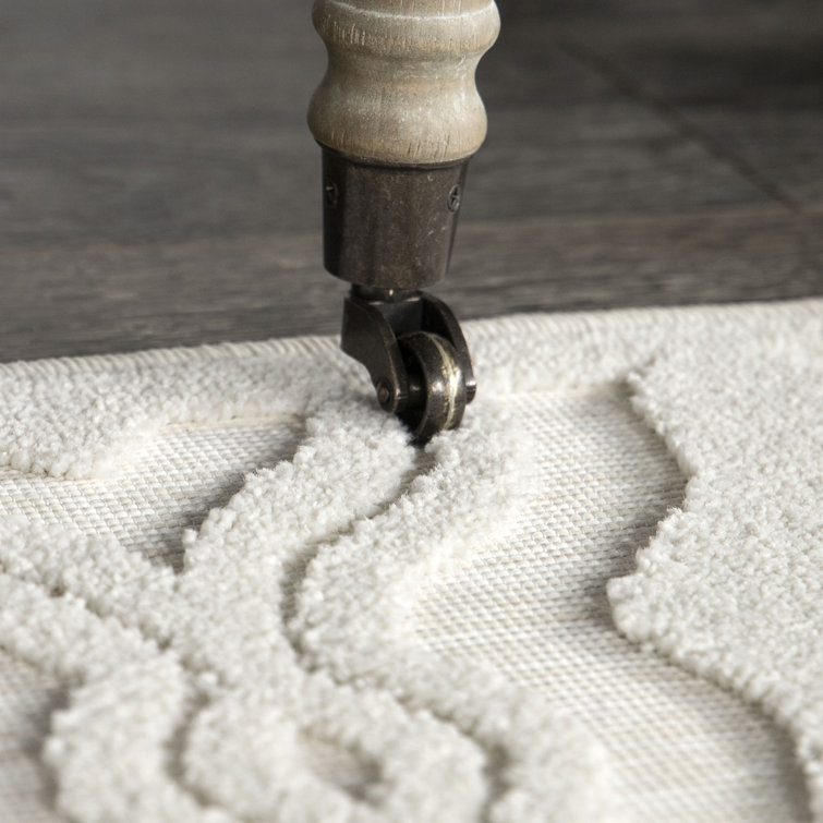 Natural Gray Trellis Synthetic Stain-Resistant Area Rug 9' x 13'