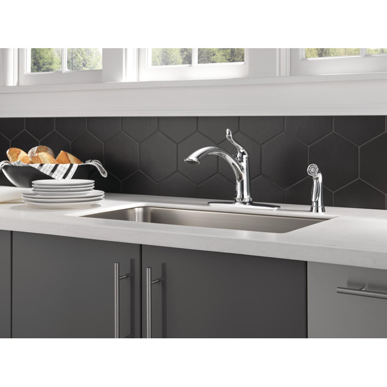 Sleek Transitional Single-Handle Kitchen Faucet in Stainless Steel