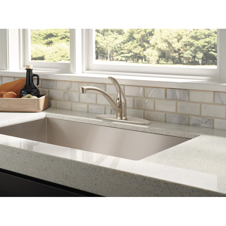 Stainless Steel Single-Handle Deck Mounted Kitchen Faucet