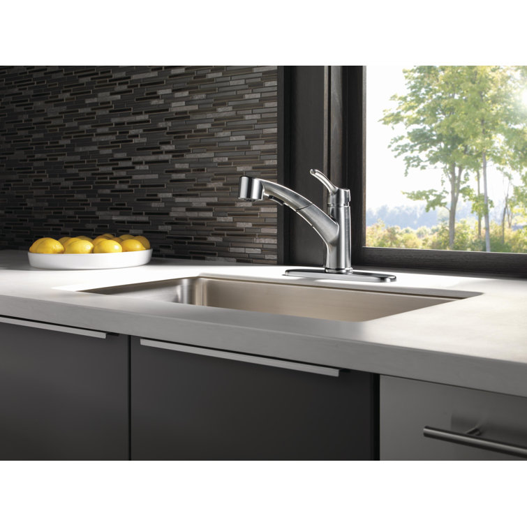 Collins Pull Out Sprayer Kitchen Sink Faucet, Single Handle Kitchen Faucet