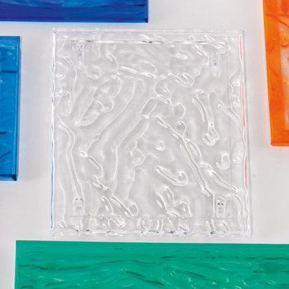 Crystal Dune 18'' Wide Semi-Transparent Polycarbonate Tray