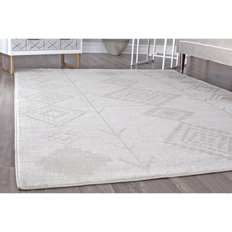 Elegant Gray Moroccan-Inspired 9' x 12' Synthetic Area Rug