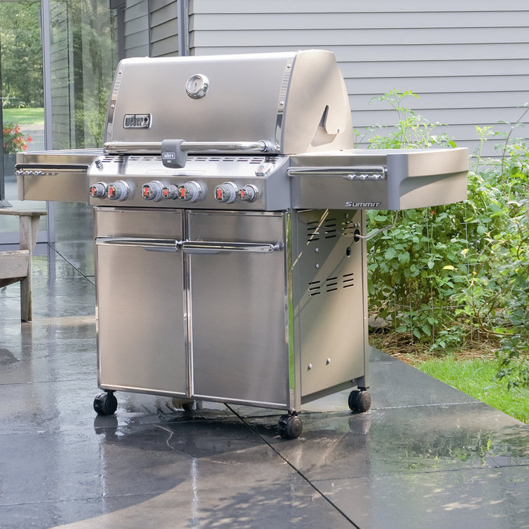 Summit S-470 Stainless Steel Natural Gas Grill with Rotisserie