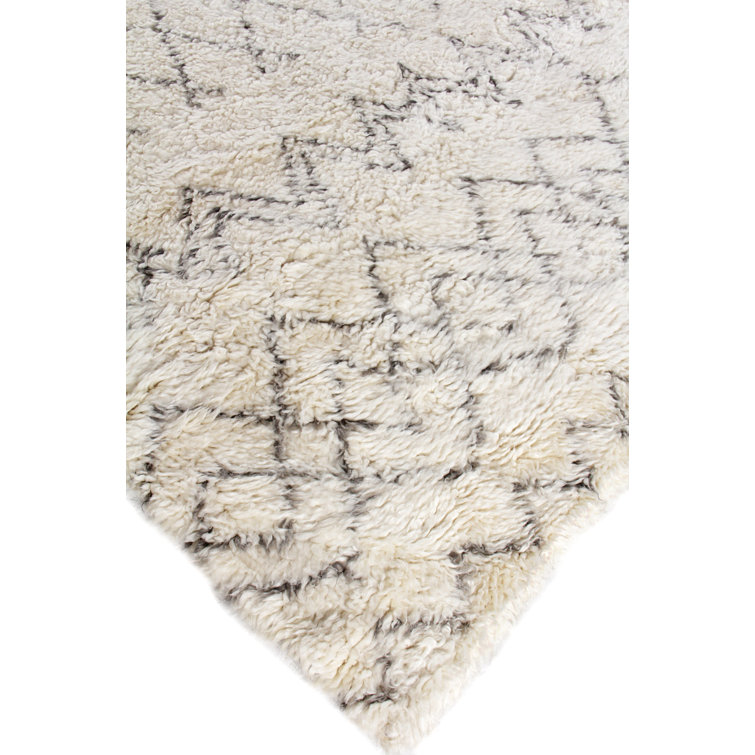 Ivory Elegance 8' x 10' Hand-Knotted Wool & Cotton Area Rug