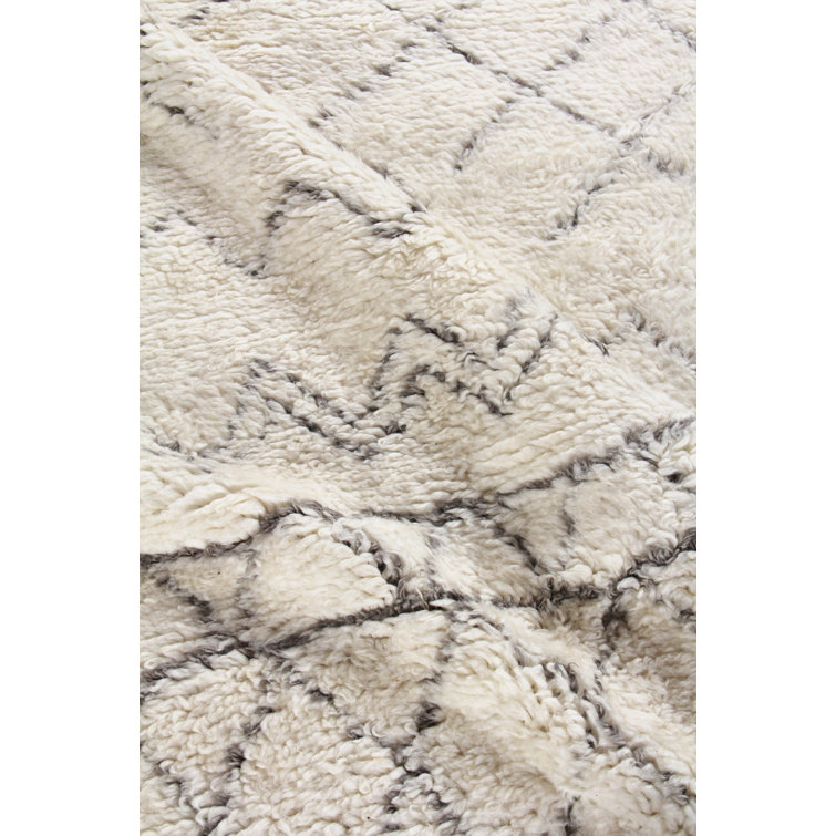 Ivory Elegance 8' x 10' Hand-Knotted Wool & Cotton Area Rug