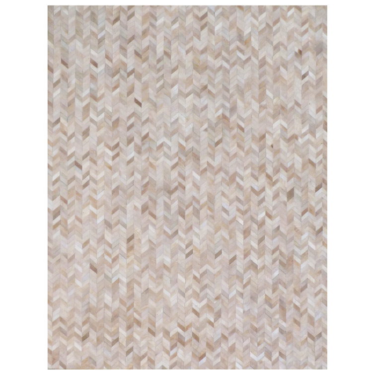 Hand-Stitched Chevron Cowhide Rug in Light Beige 8' x 5'
