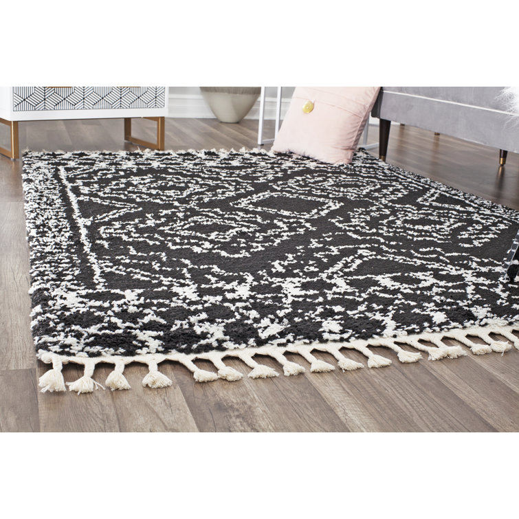 CosmoLux Black and White Shag Moroccan 5' x 7' Area Rug