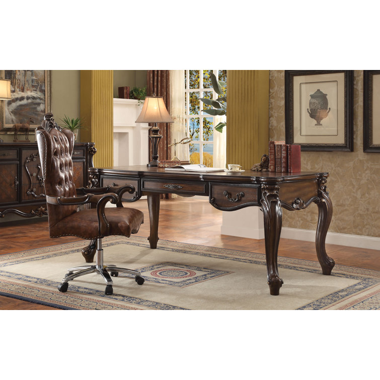 Elegant Davidson Executive Desk with Hutch in Cherry Oak