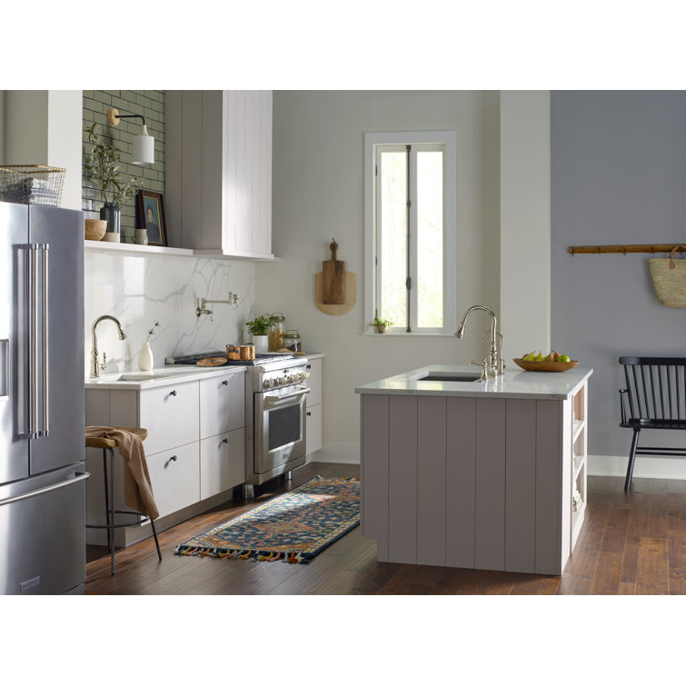 Polished Nickel Transitional Kitchen Faucet with Pull-out Spray