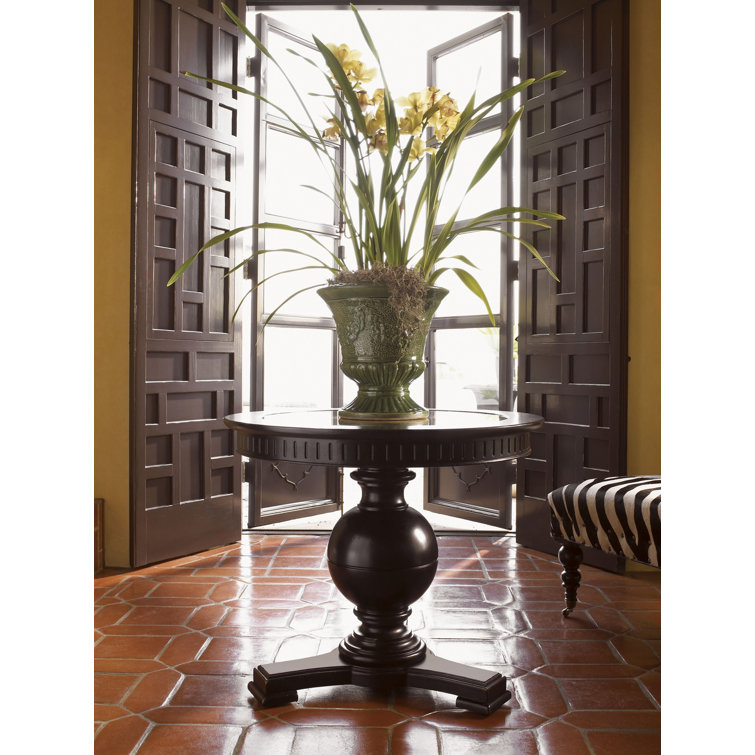 Traditional Marigot Round Wood & Glass Center Table
