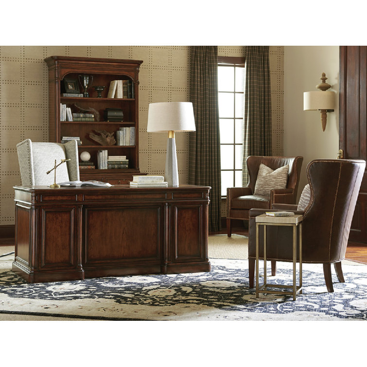 Richmond Hill Traditional Brown Executive Desk with 9 Drawers