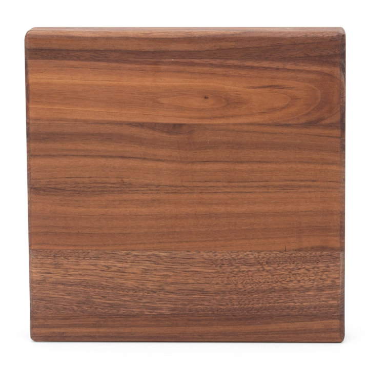 Walnut Edge Grain Cutting Board with Stainless Steel Feet