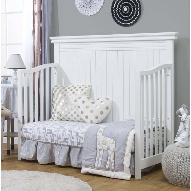 White Pine Wood 4-in-1 Convertible Crib with Slatted Design