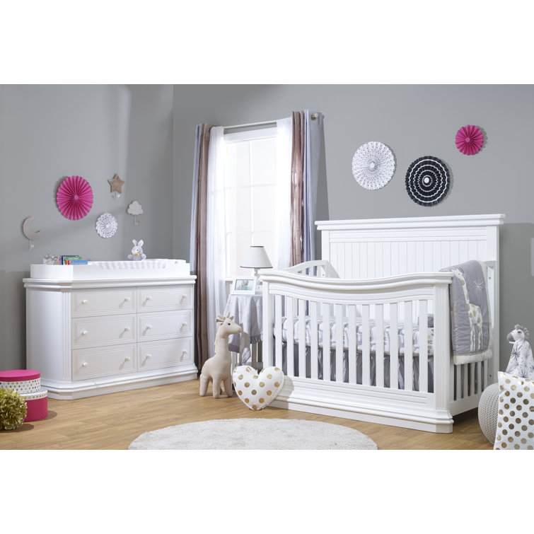 White Pine Wood 4-in-1 Convertible Crib with Slatted Design