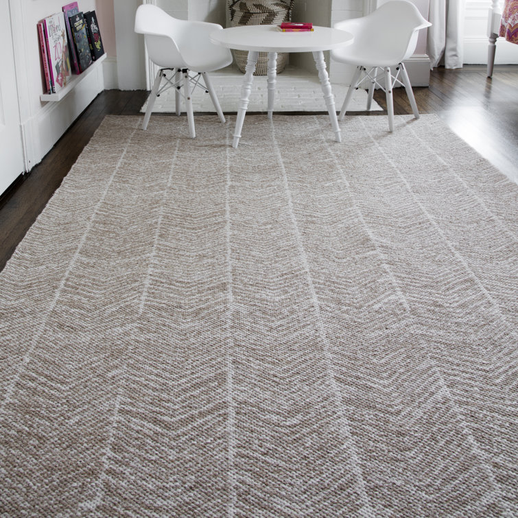 Modern Tribal Chevron Flatweave Rug in Soft Brown, 7'6" x 9'6"