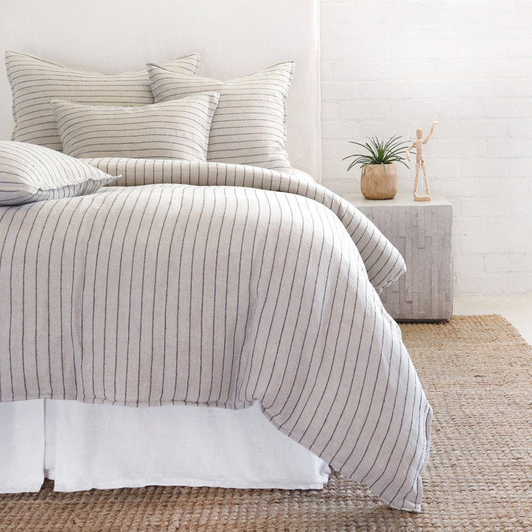 Blake Linen Queen Duvet Cover in Flax and Midnight