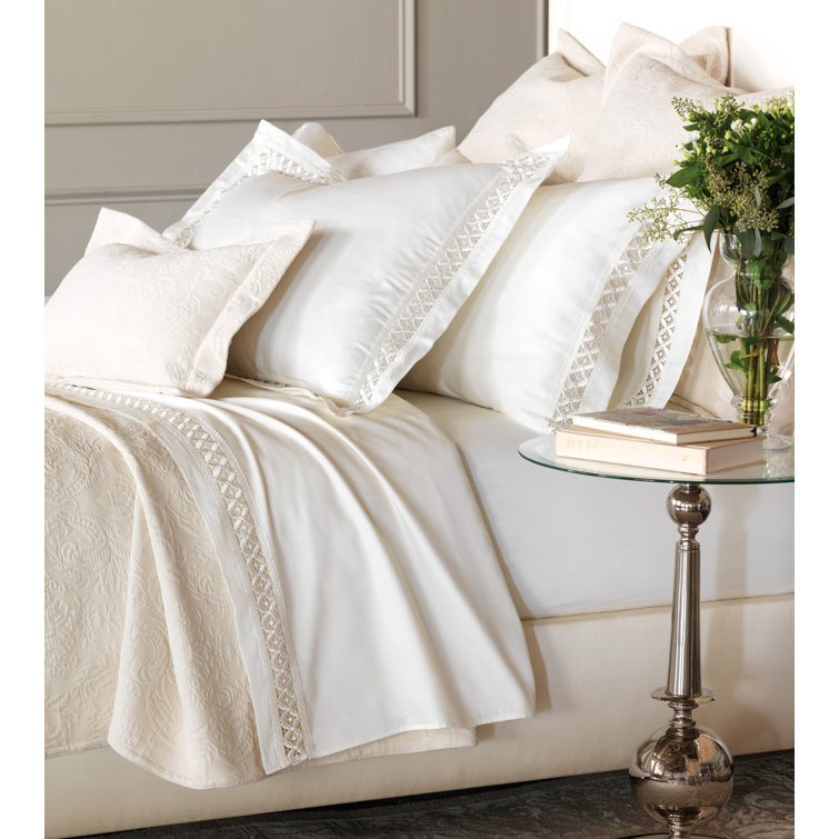 Ivory Queen Cotton Sateen Duvet Cover with Lace Trim