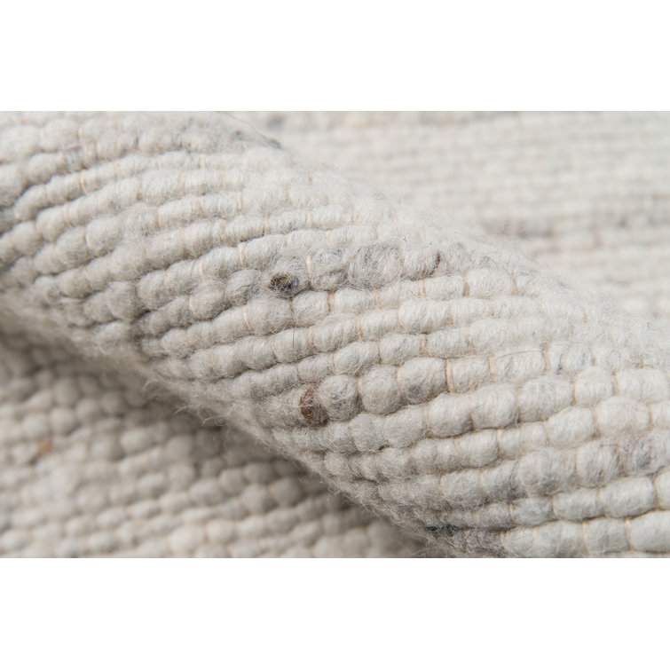 Ivory Handwoven Wool Rectangular Area Rug 8'6" x 11'6"
