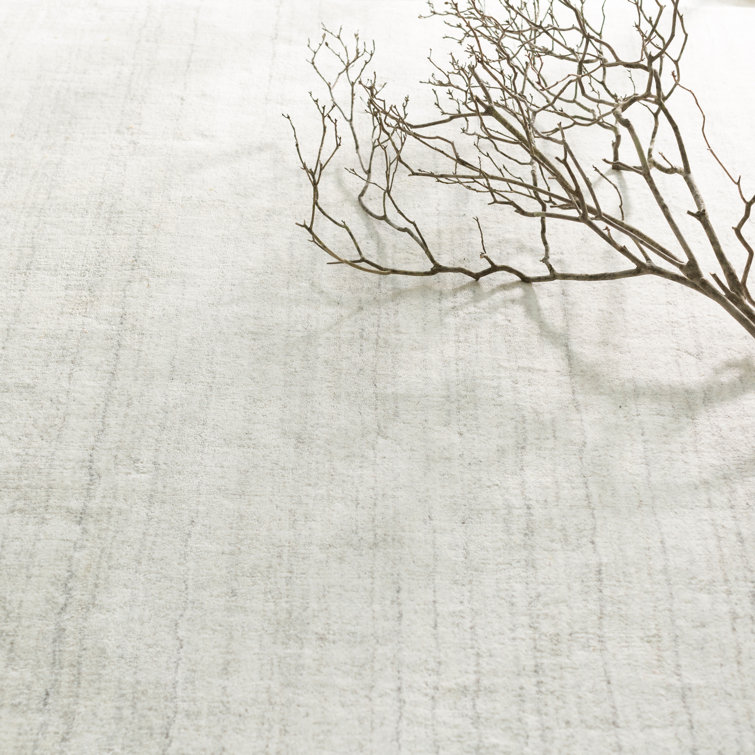 Farmhouse Stripe Hand-Knotted Wool-Viscose Blend Rug in Light Grey