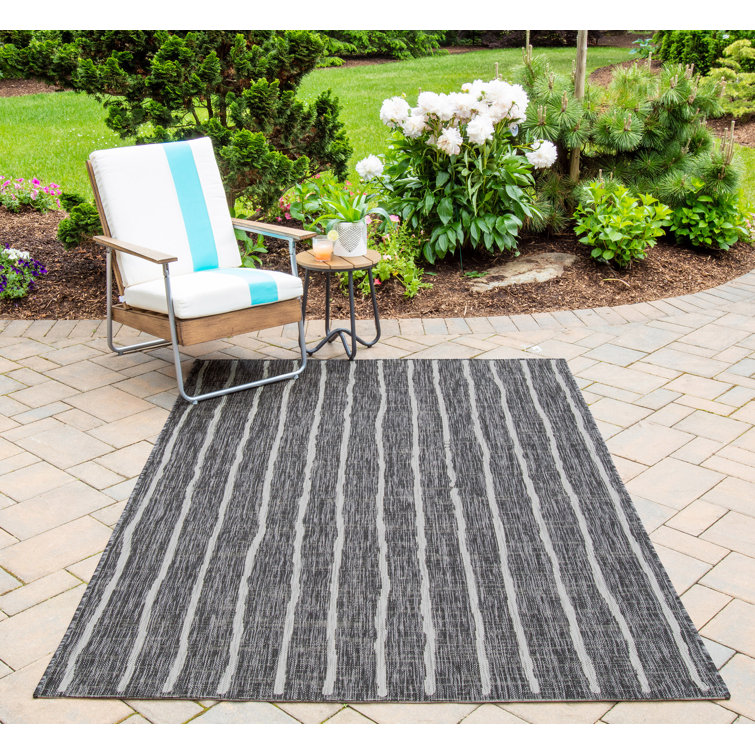 Coastal Stripe Blue Synthetic 5'3" x 7'6" Easy-Care Area Rug