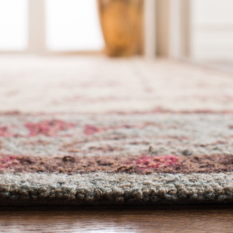 Handmade Red and Beige Floral Wool Accent Rug 2' x 3'