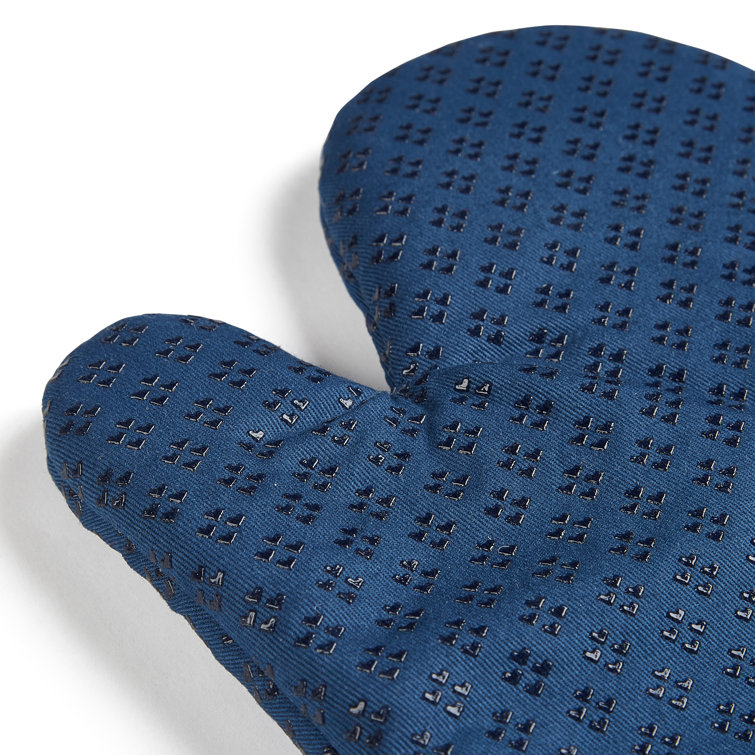 Blue Willow Silicone Print Heat Resistant Oven Mitts, 2 Piece Set