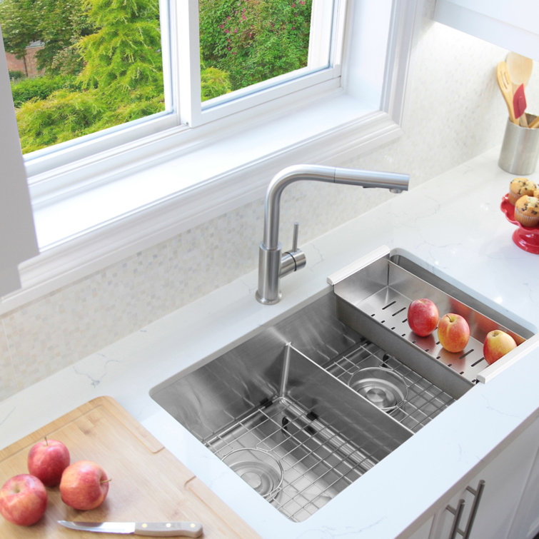 Stylish 32" Stainless Steel Double Bowl Undermount Kitchen Sink with Accessories