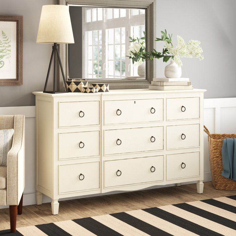 Levin Farmhouse 9-Drawer Cotton White Dresser with Antique Bronze Hardware