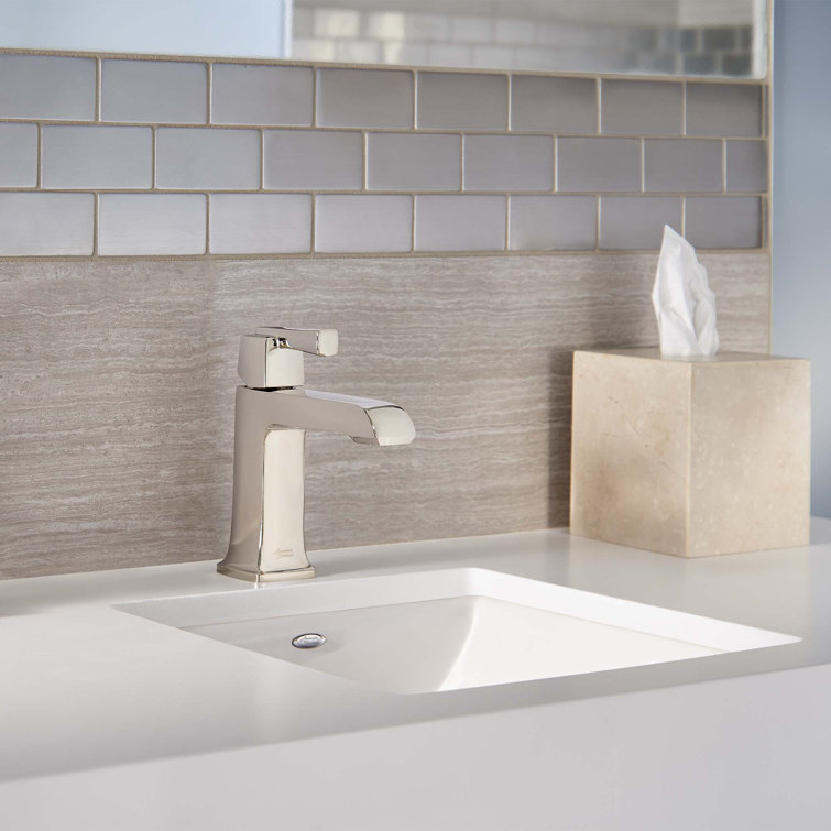 Polished Nickel Single-Hole Bathroom Faucet with Drain Assembly