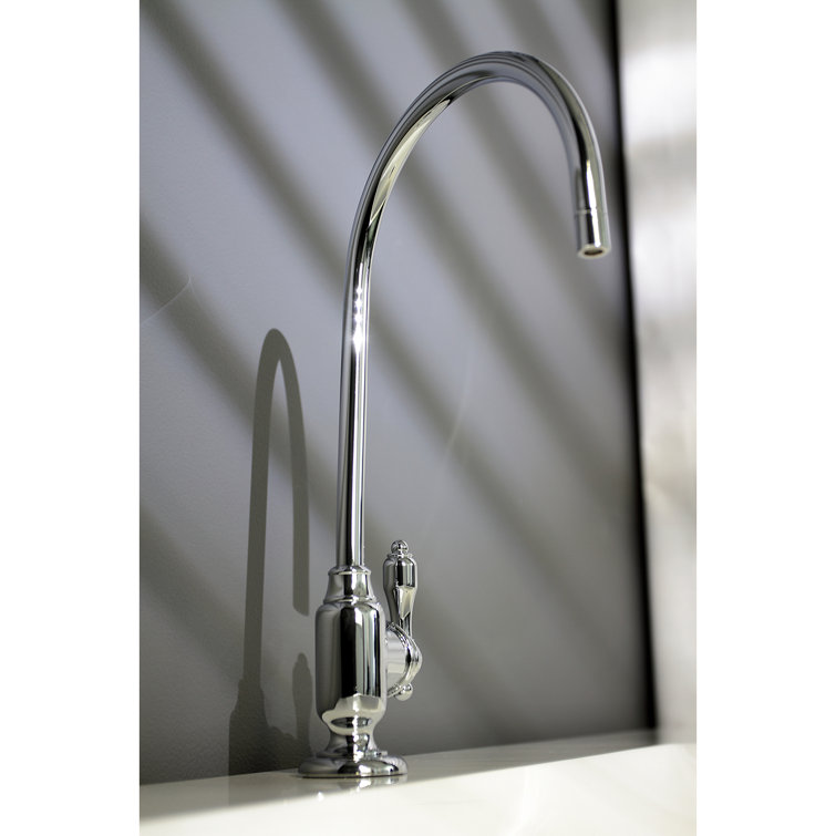 Polished Chrome Single-Handle Water Filtration Faucet