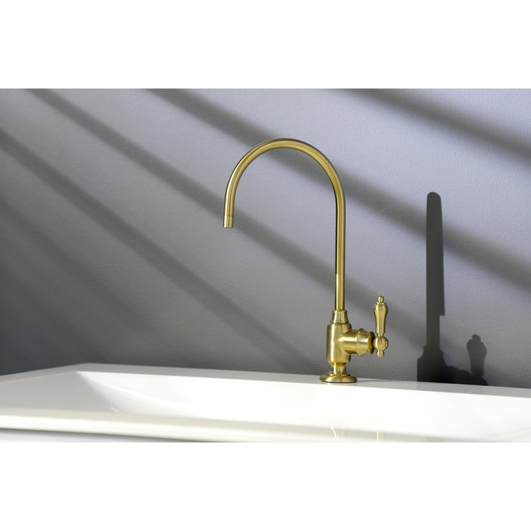 Brushed Brass Single-Handle Water Filtration Faucet