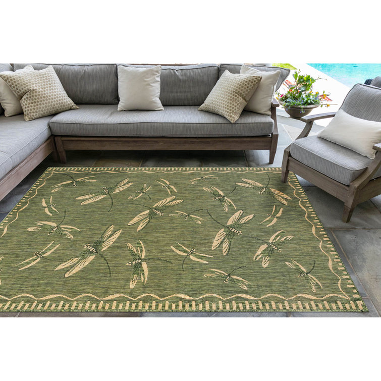 Dragonfly Green and Tan Indoor/Outdoor Area Rug 7'10" x 9'10"