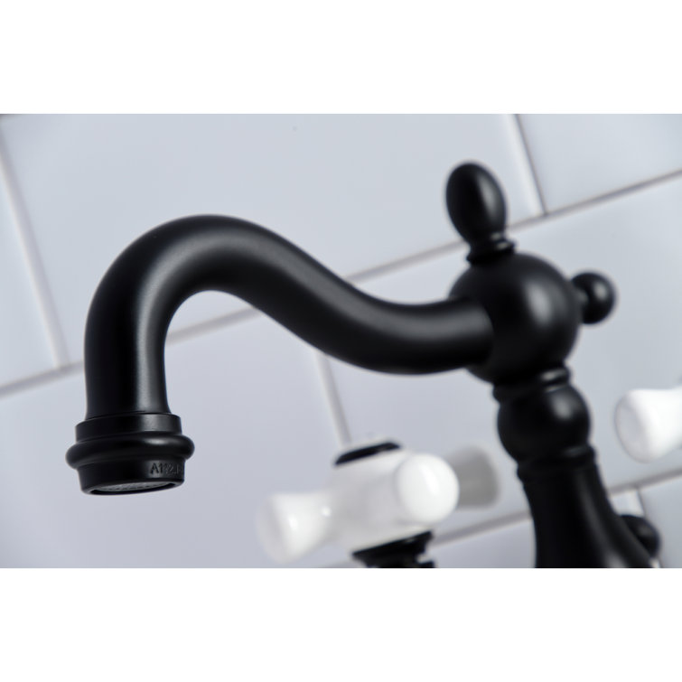 Matte Black Traditional 4-Inch Centerset Bathroom Faucet