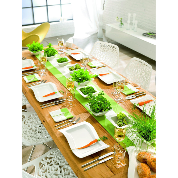 White Porcelain Wave Design Gourmet Plate