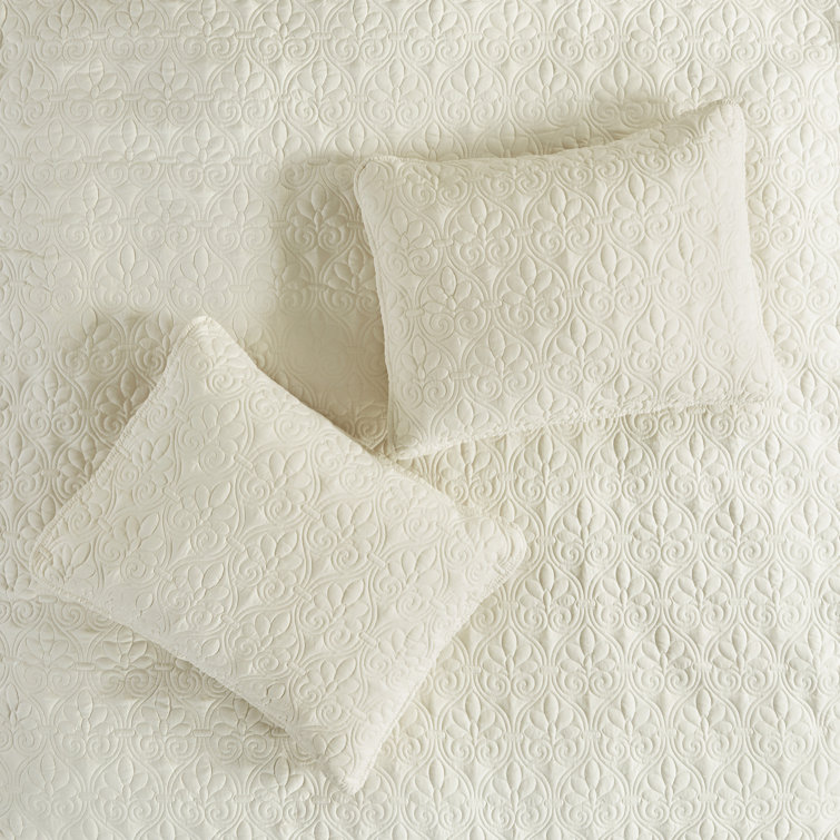 Cream Microfiber Queen Reversible Bedspread Set