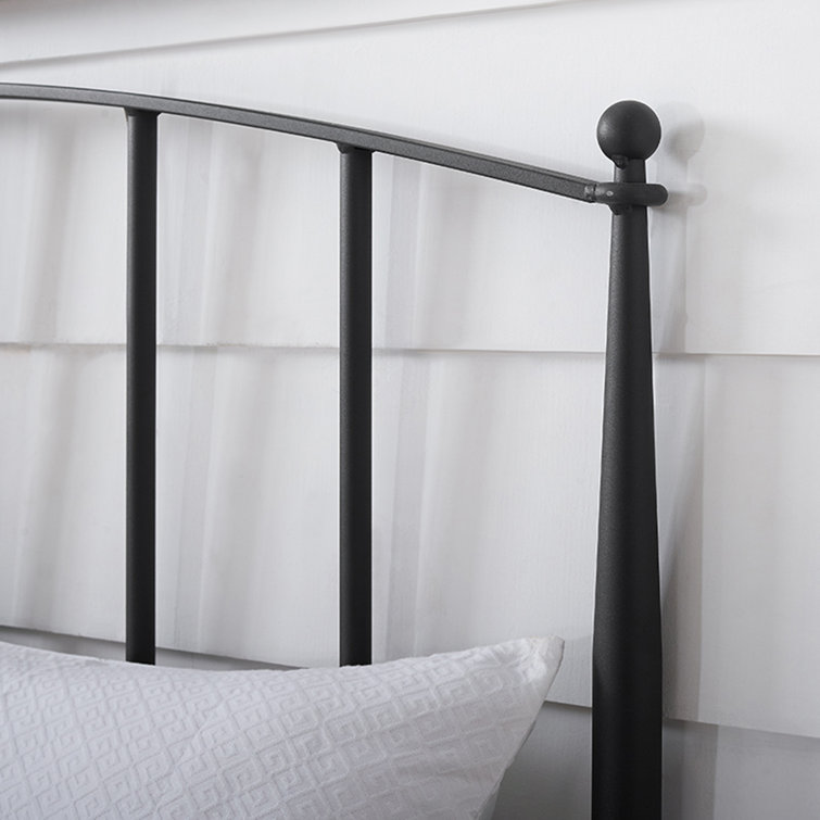 Whitney Classic Queen Metal Bed with Tapered Posts and Slats